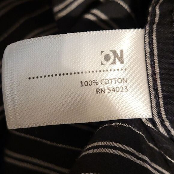 Old Navy men's button up shirt Short sleeve - Picture 5 of 6